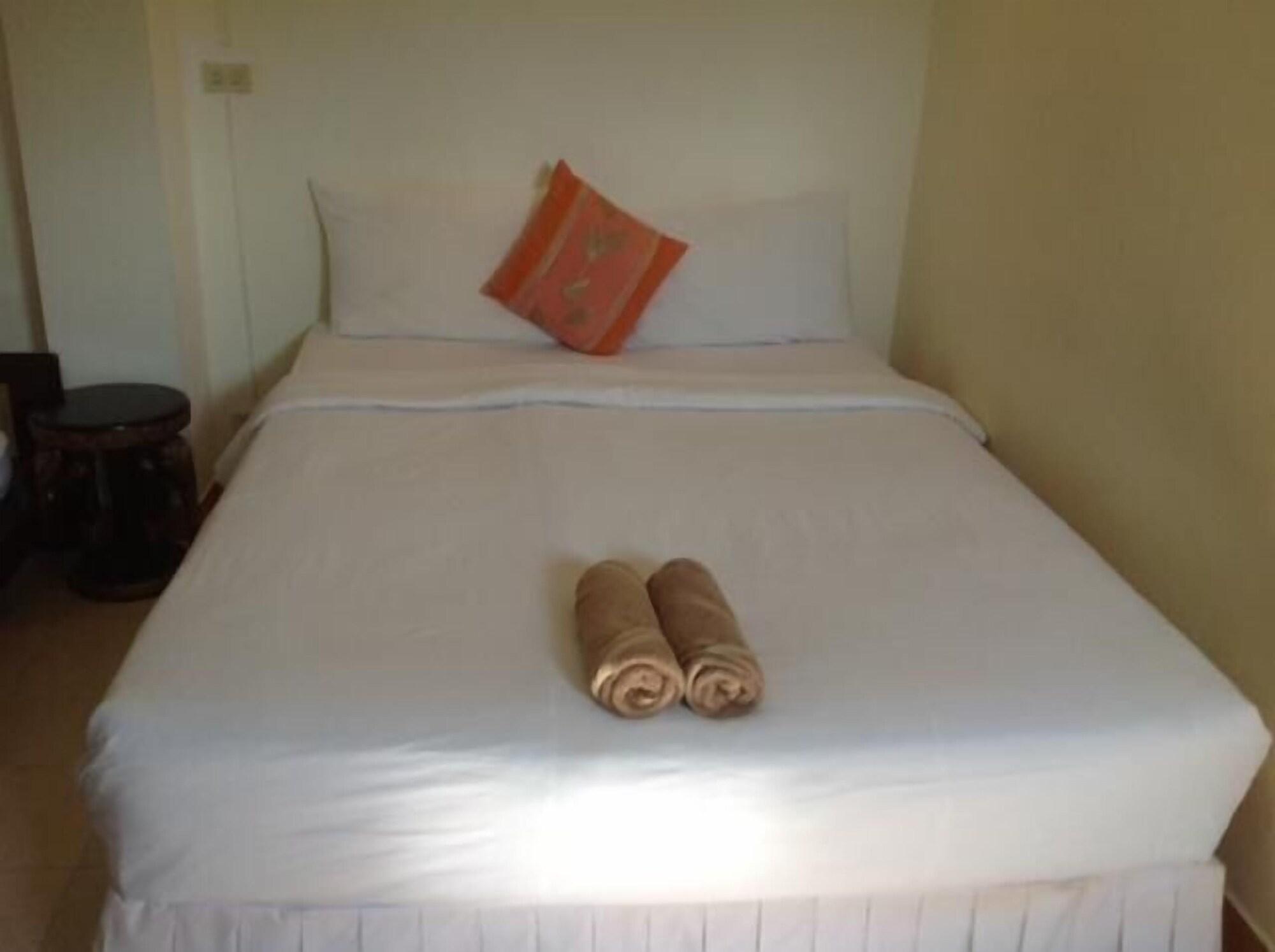 Penzy Guest House Chaweng  Exterior photo