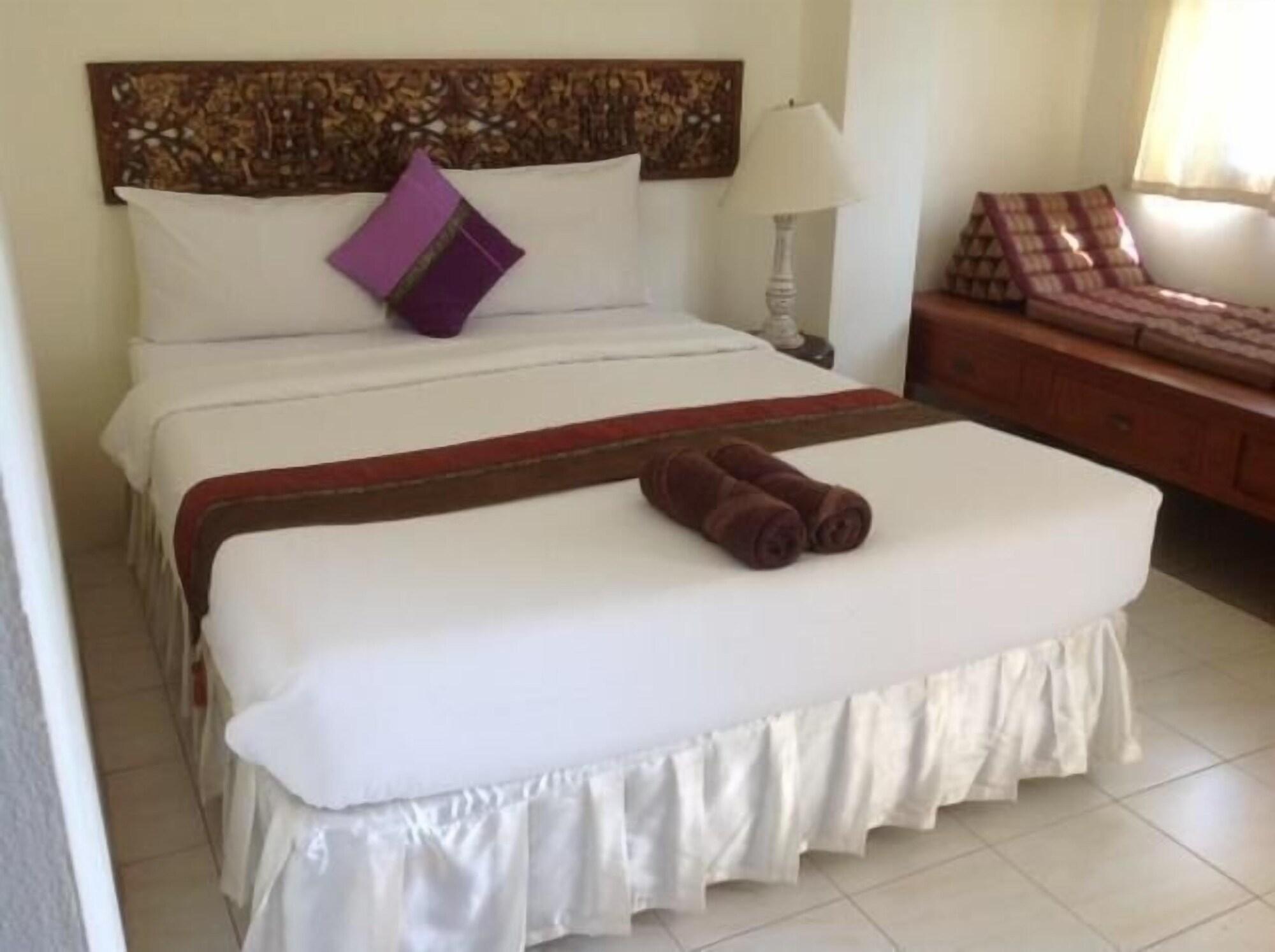 Penzy Guest House Chaweng  Exterior photo